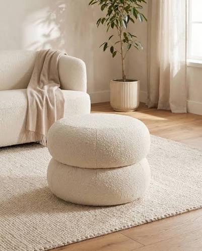 Furini poufs
